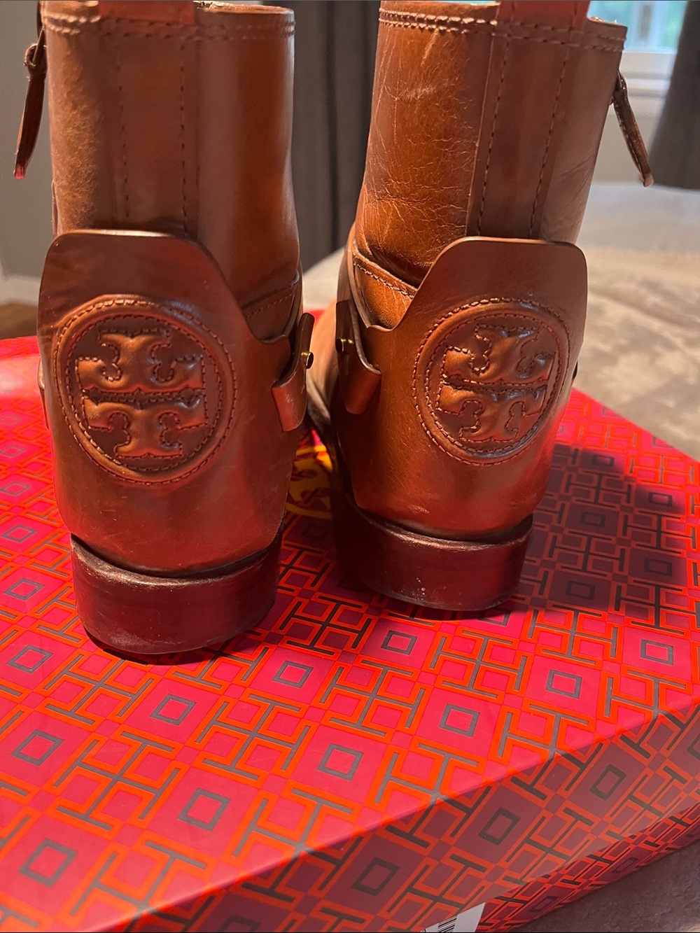 Tory Burch Colton Flat Bootie in Almond Sz 8